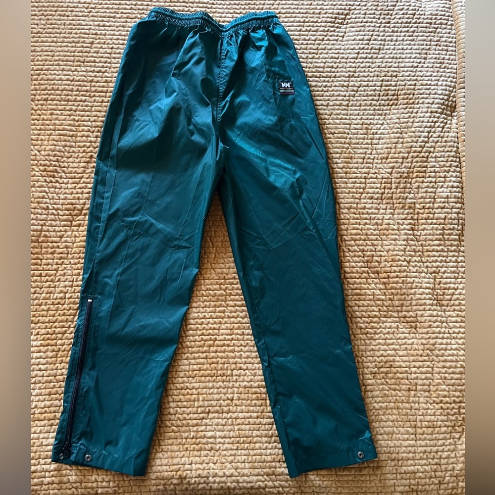 Never worn. Men’s size small.